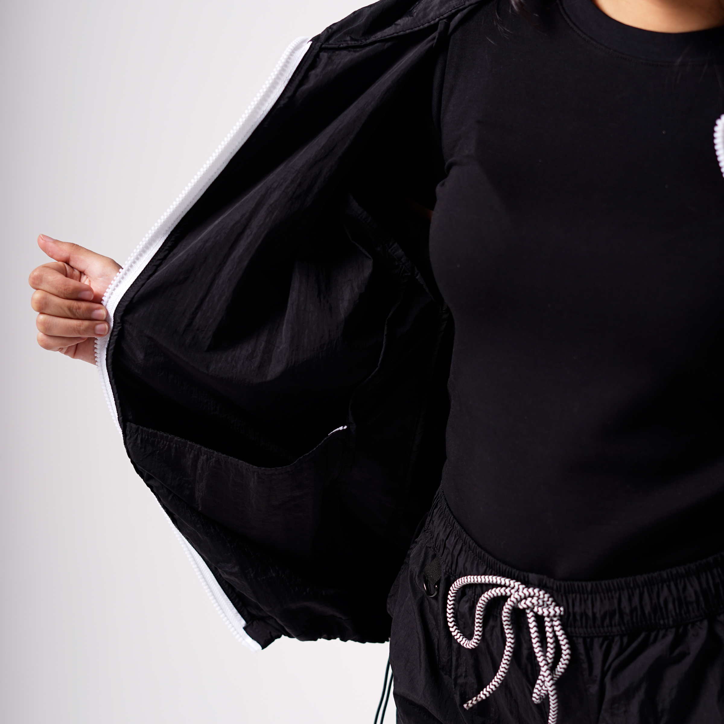WINDBREAKER JACKET HELSINKI NIMBUS BLACK - Image 6