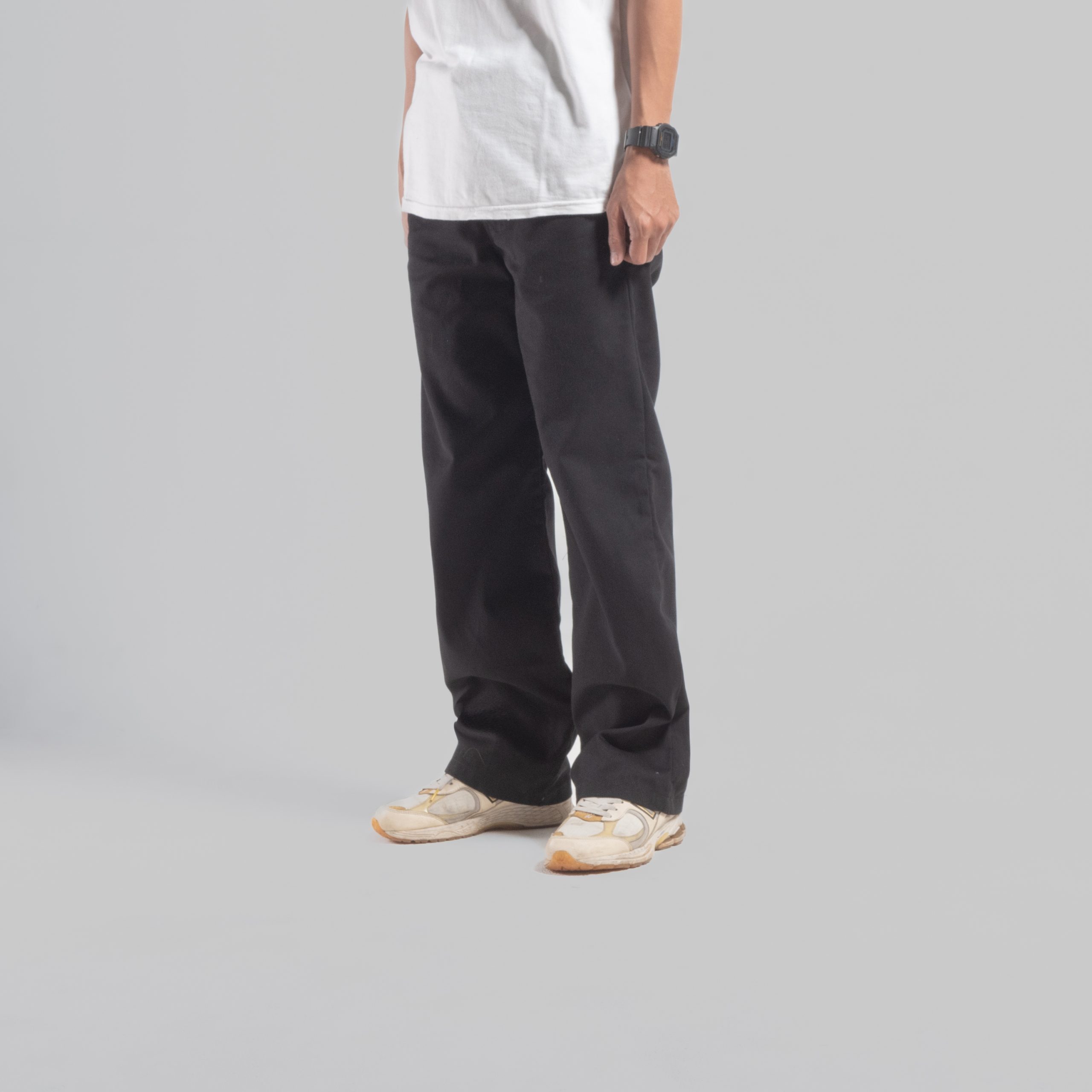 WORKPANTS HELSINKI FOUNDRY HITAM - Image 3